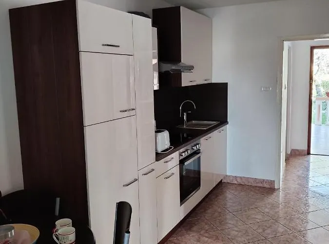 Nimcevic アパート ビオグラード・ナ・モル