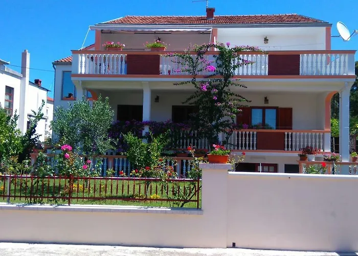 Nimcevic アパート *