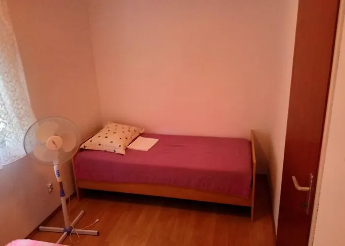Nimcevic Biograd Na Moru