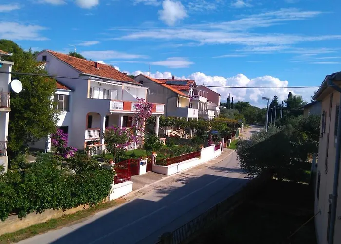 Nimcevic アパート *