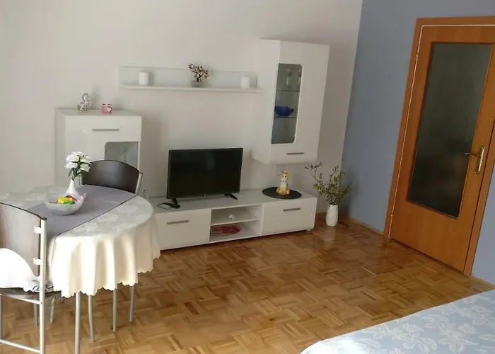 Nimcevic アパート *